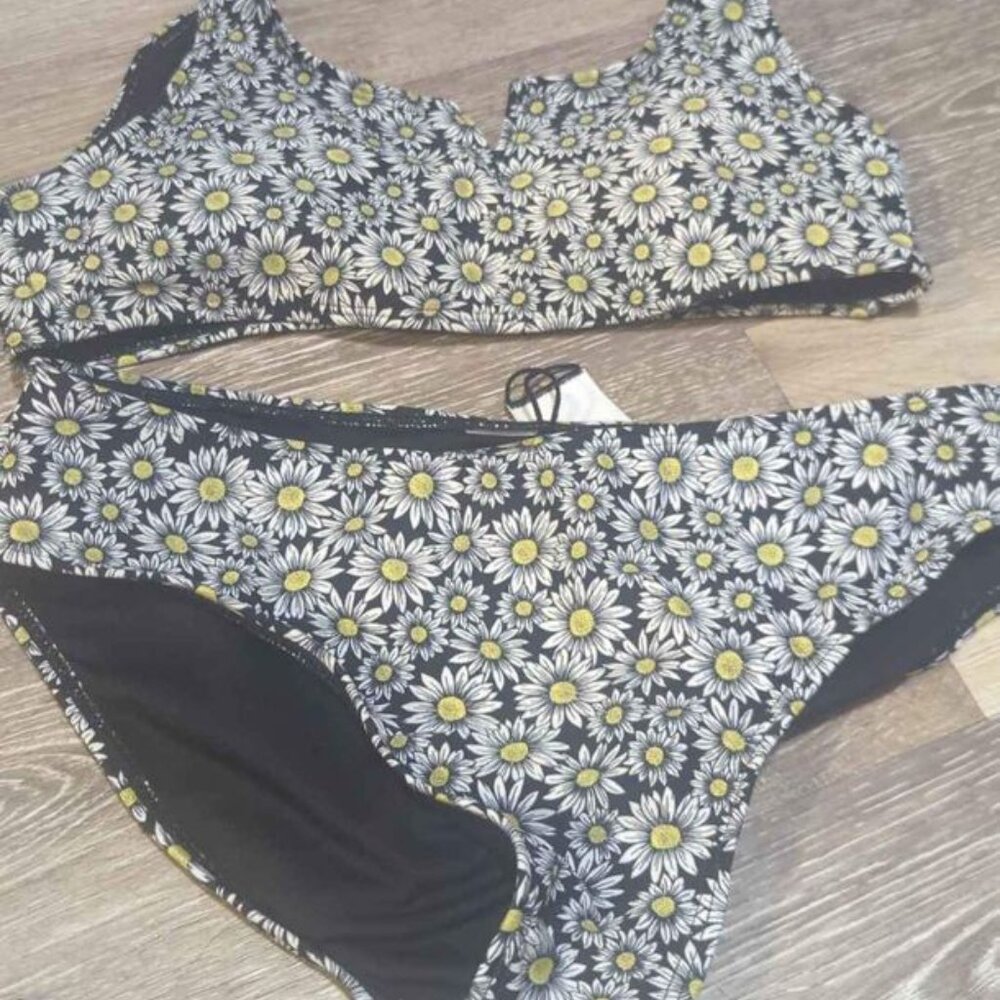 tillys girls size 14 2 piece swim new